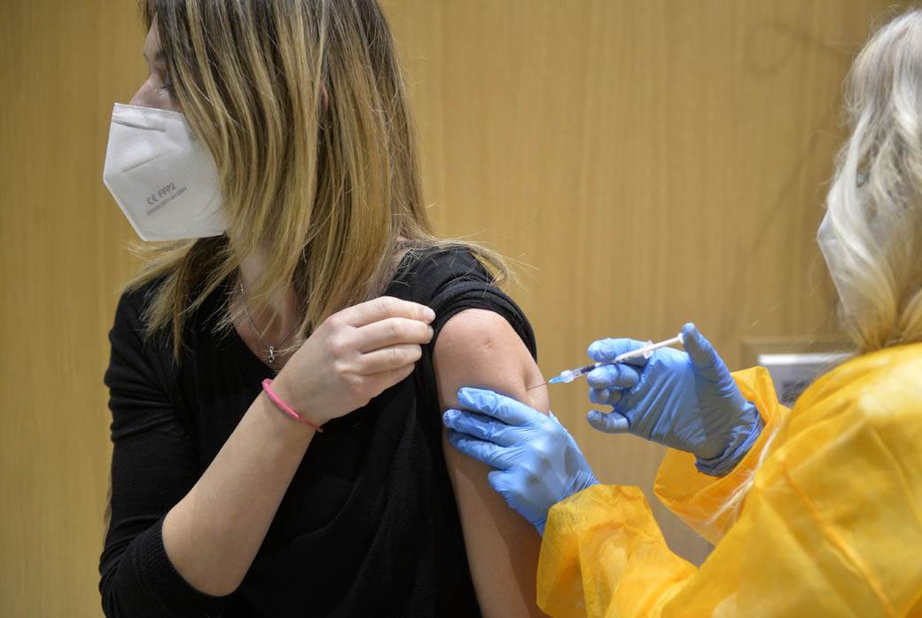 ODOBRENA I KINESKA VAKCINA: Srbija je jedina zemlja koja ima na raspolaganju tri vrste cjepiva! 