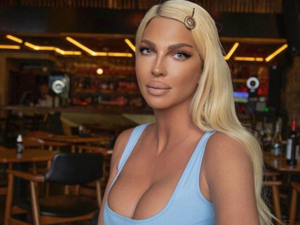  /jelena-karleusa-bez-gaca-foto 