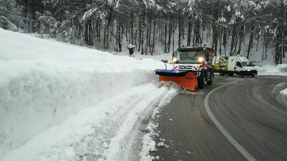  AMSCG: Oprezno na sjeveru zbog poledice i snijega 