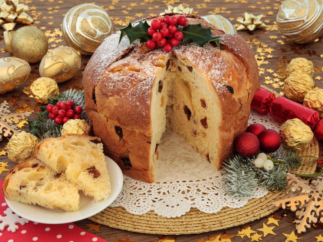  PANETONE - TRADICIONALNI ITALIJANSKI KOLAČ: Mek i sočan, ostaje svež danima! 