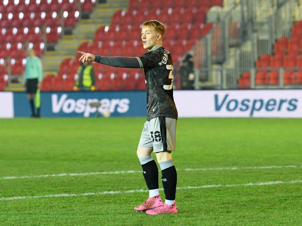  REKLI MU DA VIŠE NEĆE HODATI, 18 MESECI PROVEO U KOLICIMA: Napravio je čudo i zaigrao u FA kupu! 