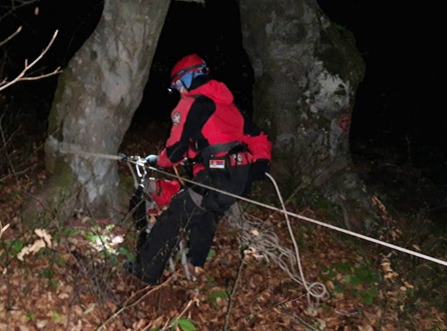  DRAMA NA SRPSKOJ PLANINI: Izgubio se muškarac! Spasioci krenuli u akciju spasavanja! 