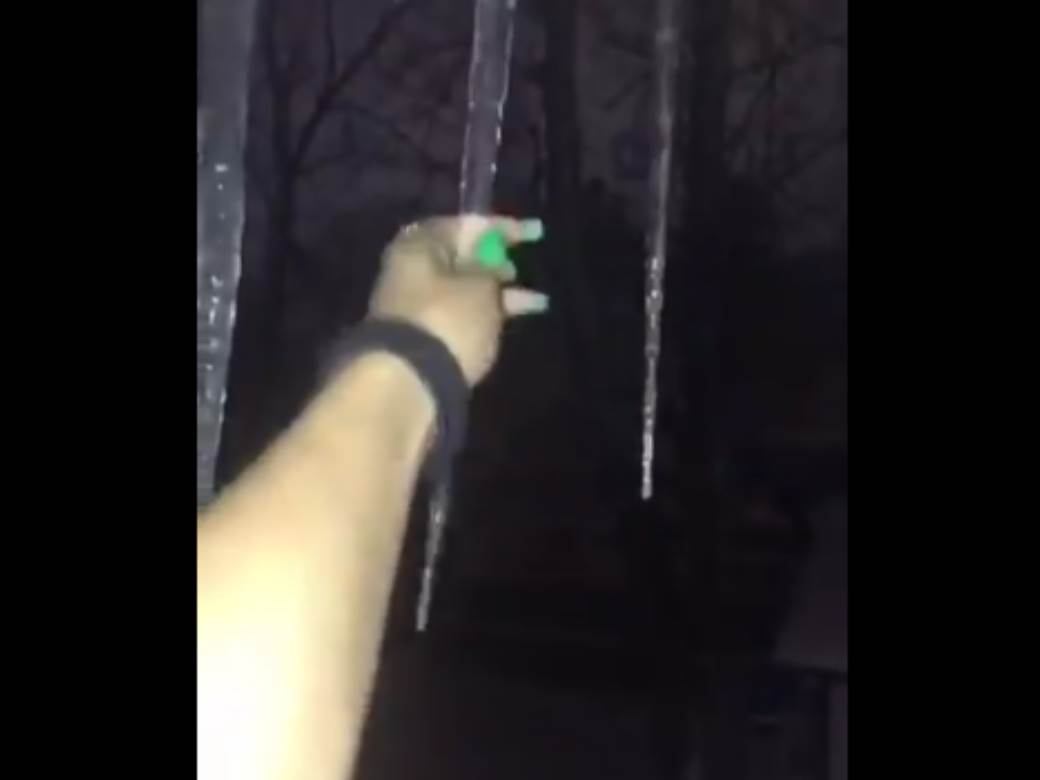  da-li-je-opasno-jesti-led-metereolog-opasnosti-po-zdravlje 