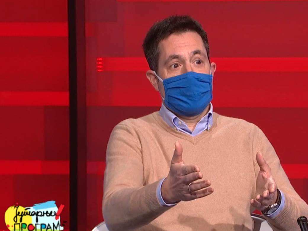  da-li-me-facebook-prisluskuje-whatsapp-tiktok-instagram-bezbednost 