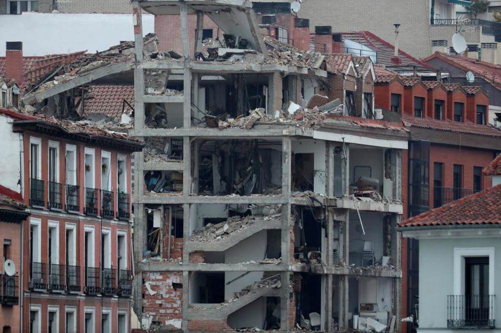  U EKSPLOZIJI U MADRIDU STRADALI SVEŠTENICI: Srušena zgrada bila u vlasništvu crkve! Poginulo troje, povrijeđeno osmoro 