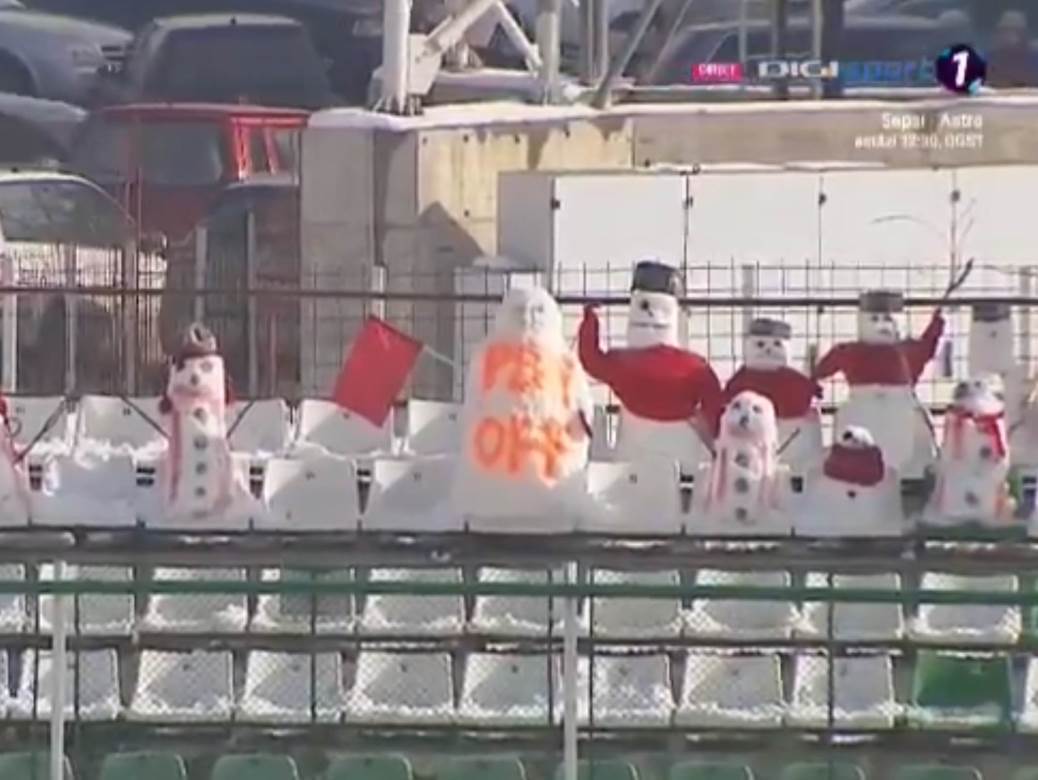  PUNE TRIBINE - SNEŠKA BELIĆA! Navijači ne smeju na stadion, ali su ispali TOTALNI CAREVI ovim gestom! (VIDEO) 