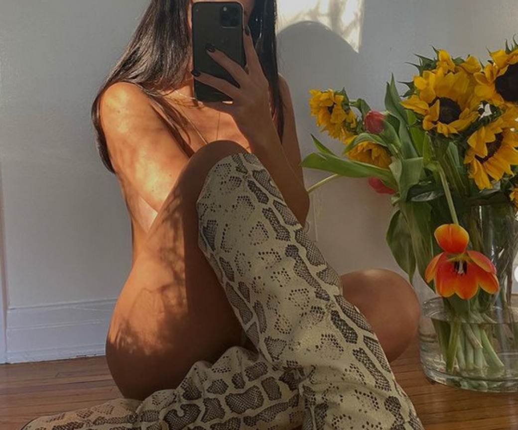  ZA VIKTORIJOM UZDIŠE MILION I PO LJUDI: Vrela Venecuelanka golišavim izdanjima raspametila pratioce! (FOTO) 