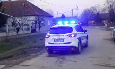  OPŠTI HAOS KOD NOVOG SADA: Potera za beogradskim kriminalcem, filmska akcija policije na ulicama! (VIDEO) 