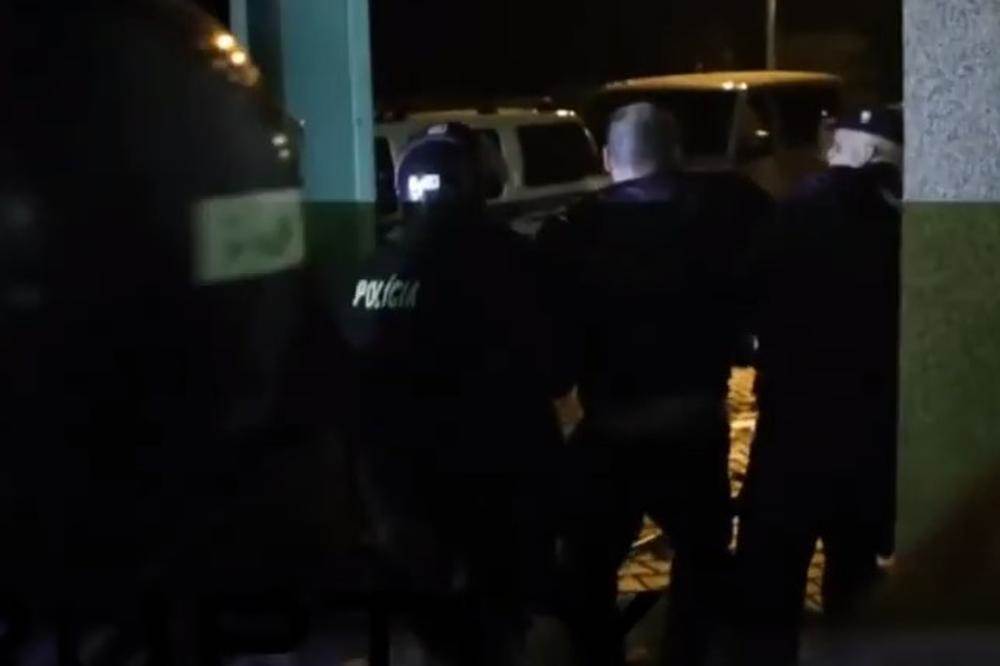  DETALJI BIZARNE PLJAČKE PUMPE U SLOVAČKOJ: Srbina devojka oralno zadovoljavala tokom razbojništva 