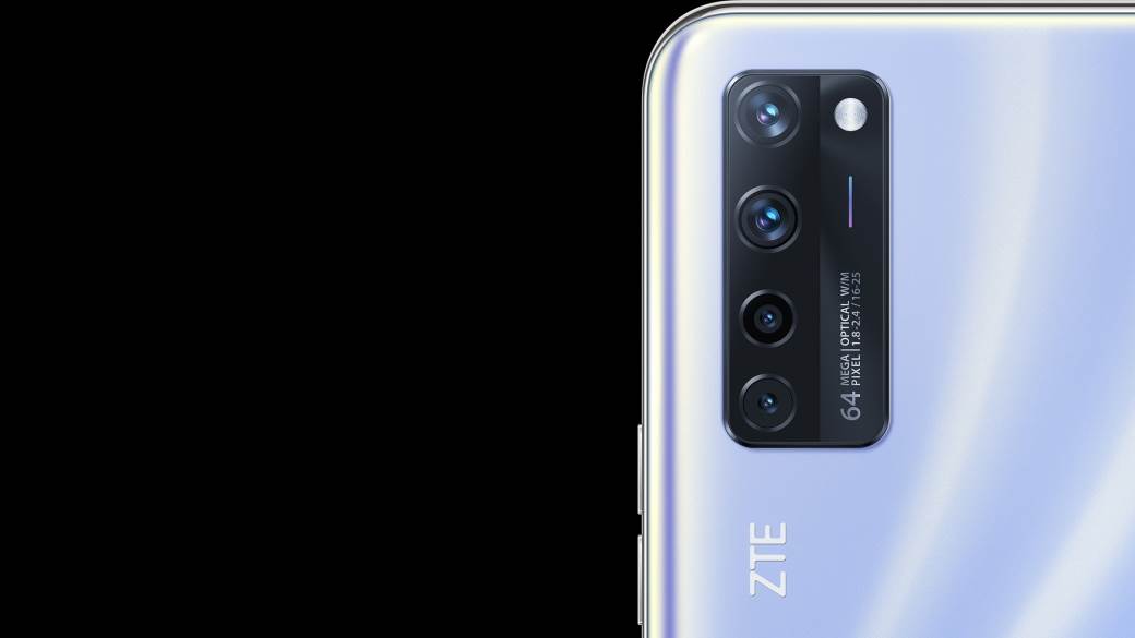  TELEFON SA KAMEROM OD 200 MEGAPIKSELA? Povratak među velike igrače! 