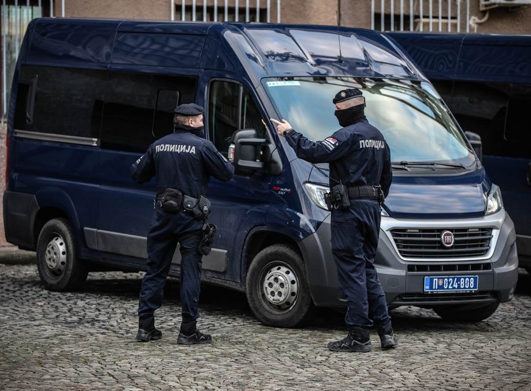  Uhapšeno 10 osoba zbog 200 kilograma droge u Beogradu  