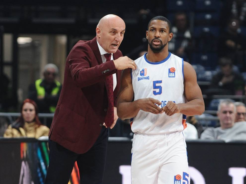  Mihailo Pavićević razočran u svoj tim 