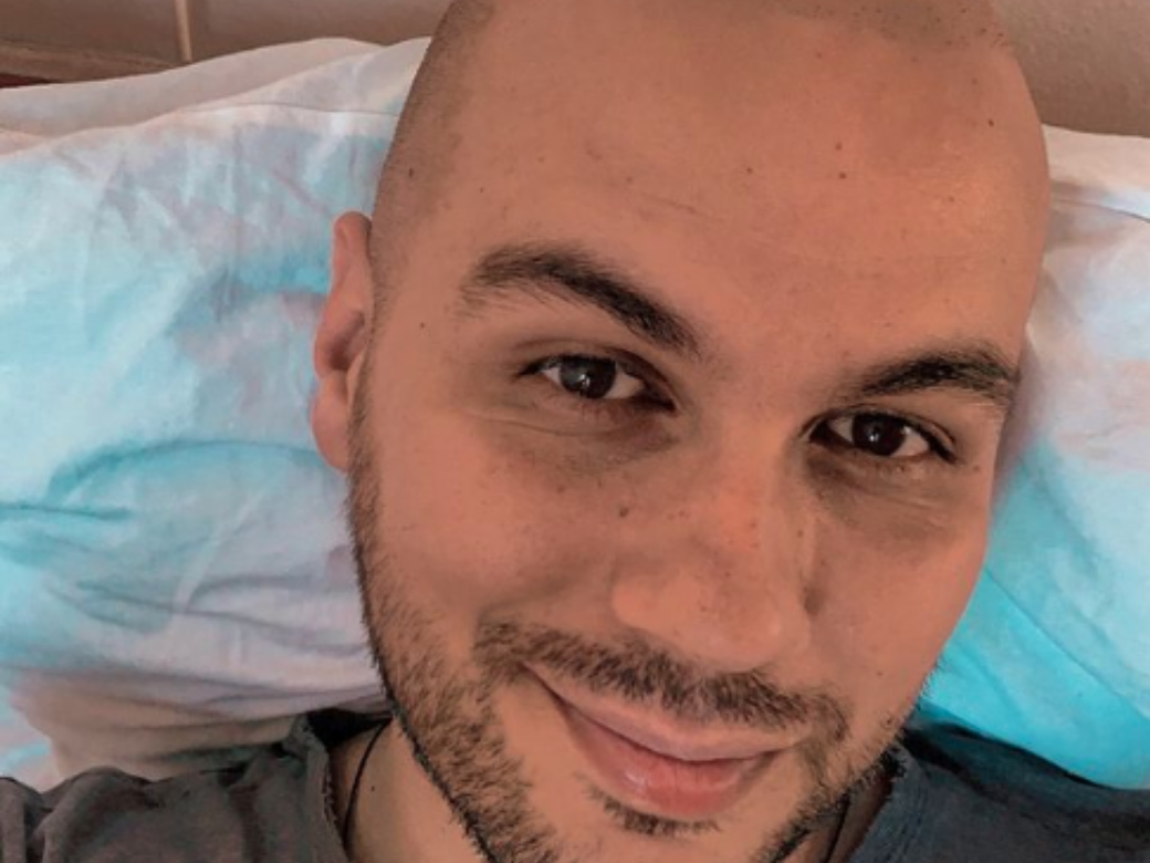  U BEOGRADU ME DOČEKAO HOROR! DAVAO SAM AUTOGRAME I JEO OSTATKE TUĐE HRANE: Bojan Marović zbog stresa izgubio kosu! 