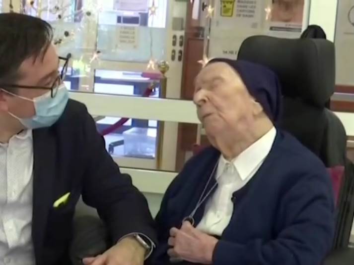  POBIJEDILA KOVID U 117. GODINI! Francuska časna sestra najstarija osoba u Evropi koja je preživjela koronu 