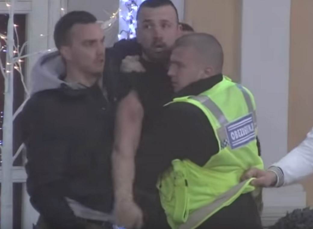  TUKAO DOK JE BIO NA USLOVNOJ: Vladimiru Tomoviću zakazano suđenje - prebio druga Ive Grgurić pred kamerama! 