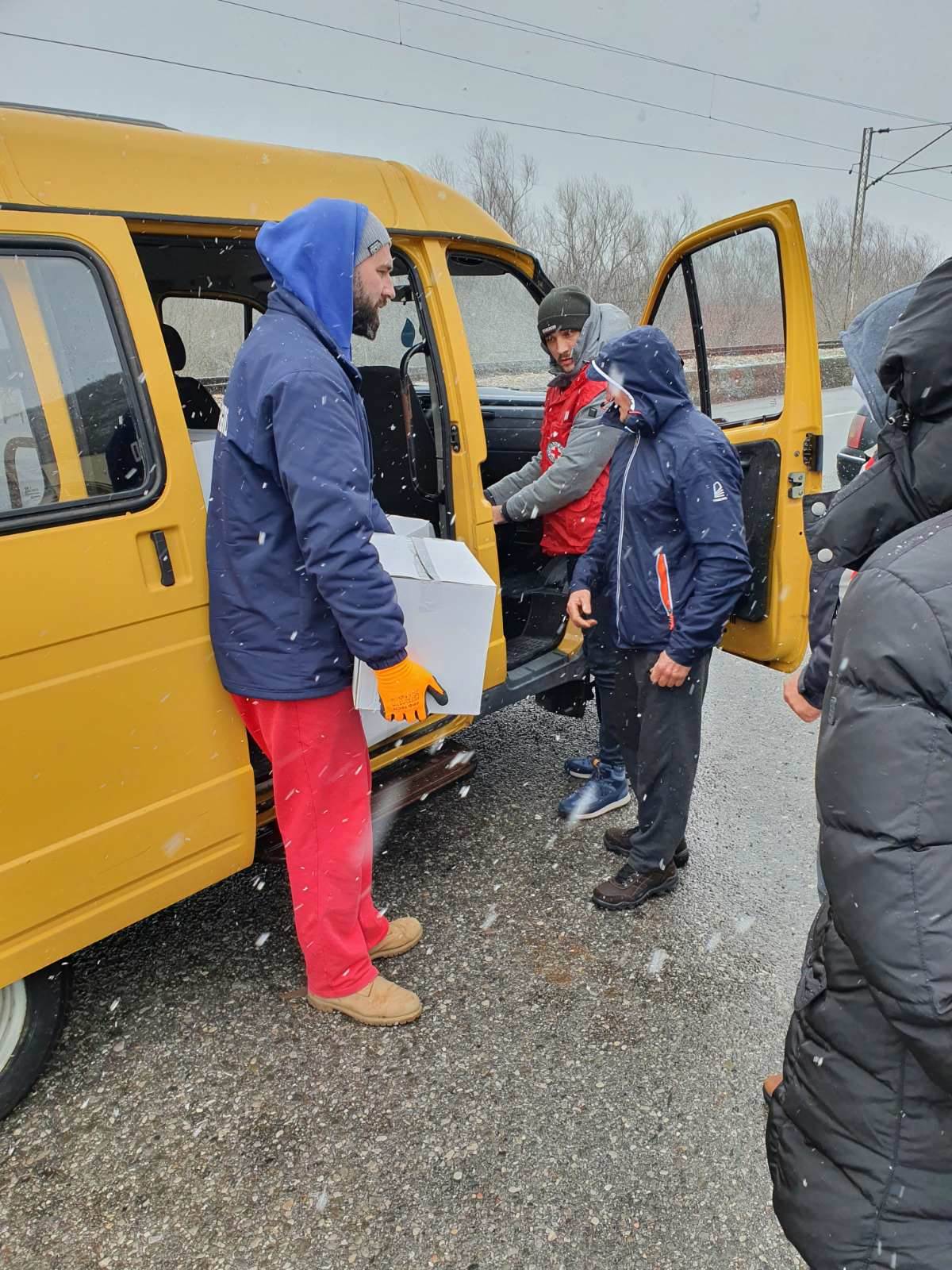  STANOVNICIMA VRANJINE uručeni PAKETI HRANE 