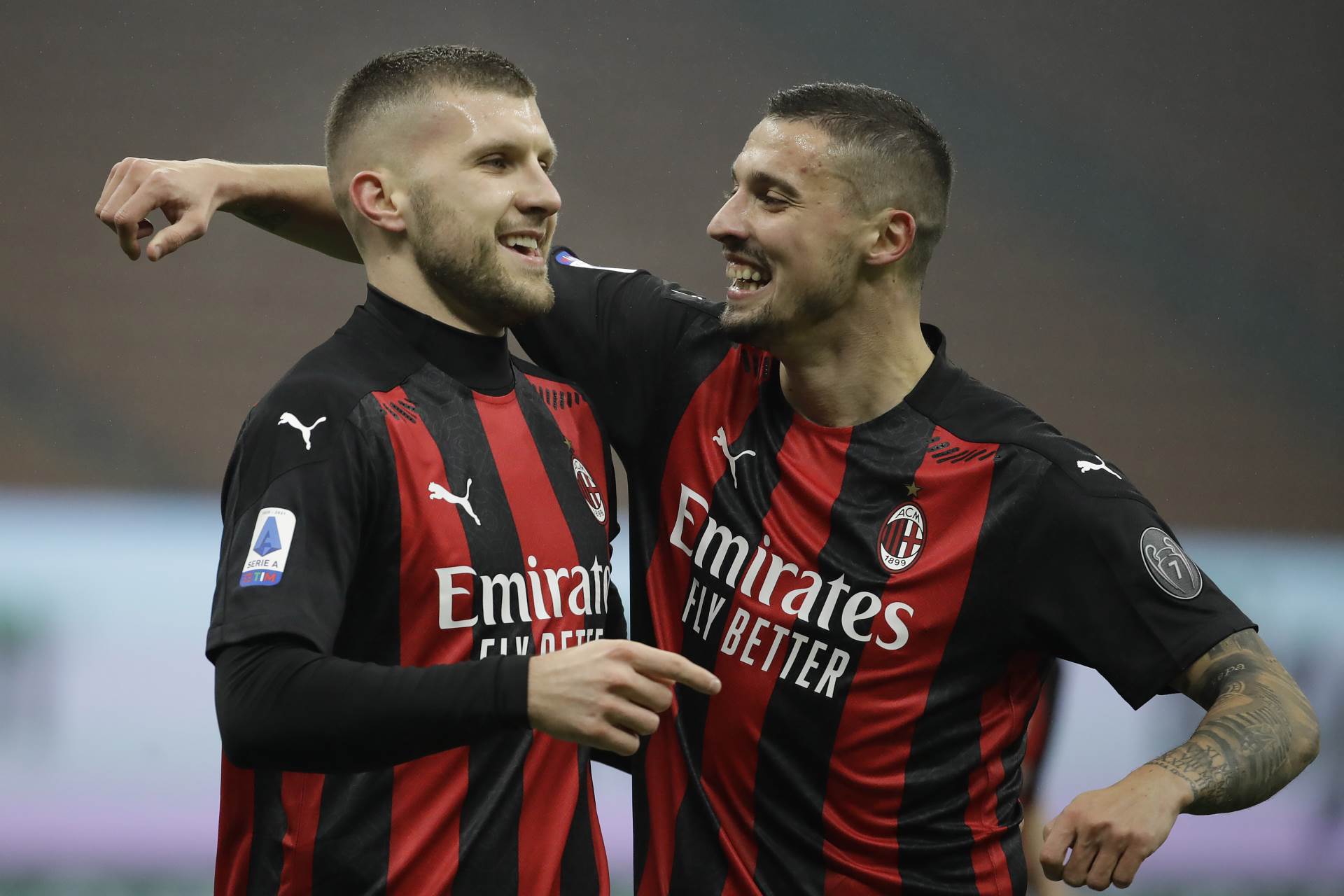  VELIKI PEH ZA MILAN PRED ZVEZDU - HRVAT SE POVREDIO: Navijači ljuti, njegova zamena NIJE PRIJAVLJENA 