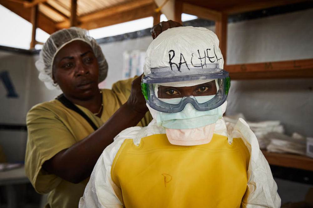  OPASNI VIRUS HARA AFRIKOM: Gvineja proglasila epidemiju ebole, i u Kongu stanje sve gore! 