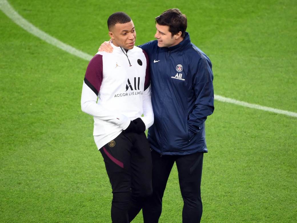  PRIČA IZA OVE FOTOGRAFIJE JE FANTASTIČNA: Kilijan Mbape dao obećanje treneru i ispao POTPUNI CAR! 