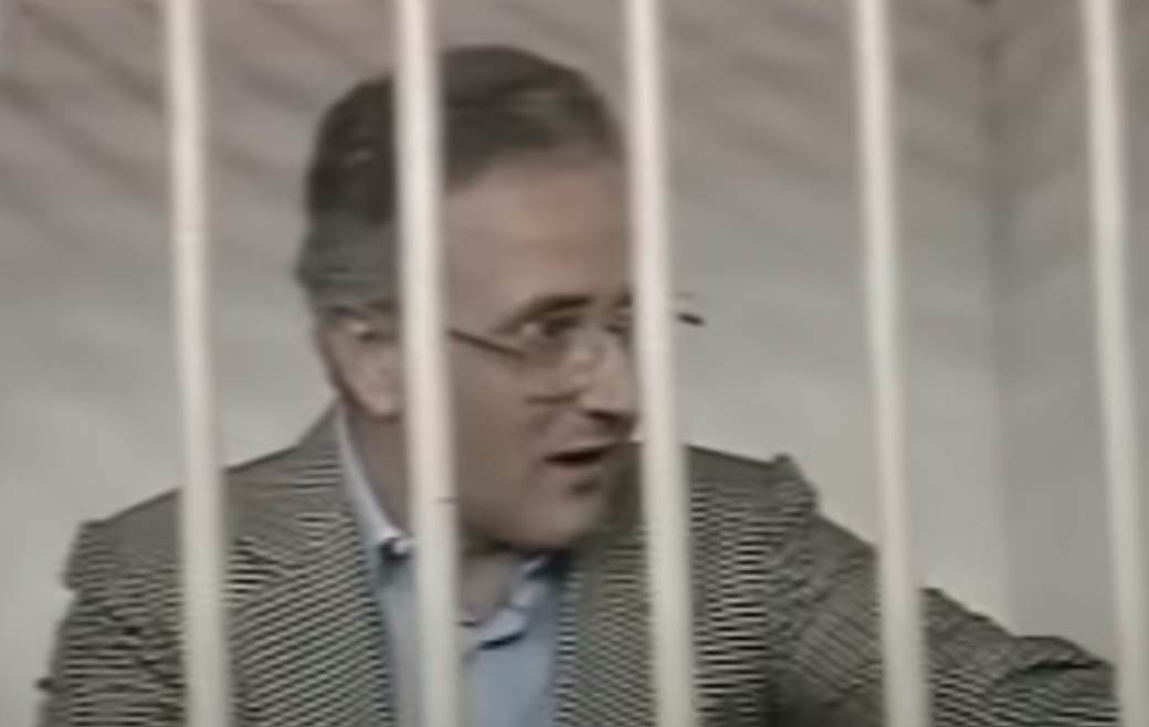  NEMILOSRDNI BOS MAFIJE, VODIO ORGANIZACIJU IZ ZATVORA, POMAGALA MU SESTRA: Rafaele Kutolo (79) preminuo iza rešetaka 