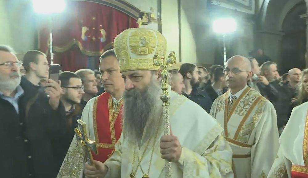   Počela liturgija u Sabornoj crkvi, patrijarh Porfirije blagoslovio prisutne  
