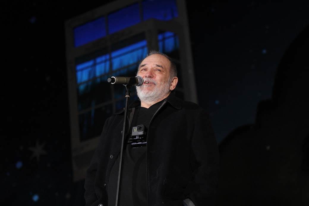  BIVŠA JUGA U SUZAMA ZBOG VELIKOG BALAŠEVIĆA! "DANAS SVIJET IMA MALO MANJE BOJE": Plaču Zagi, Vučko i 