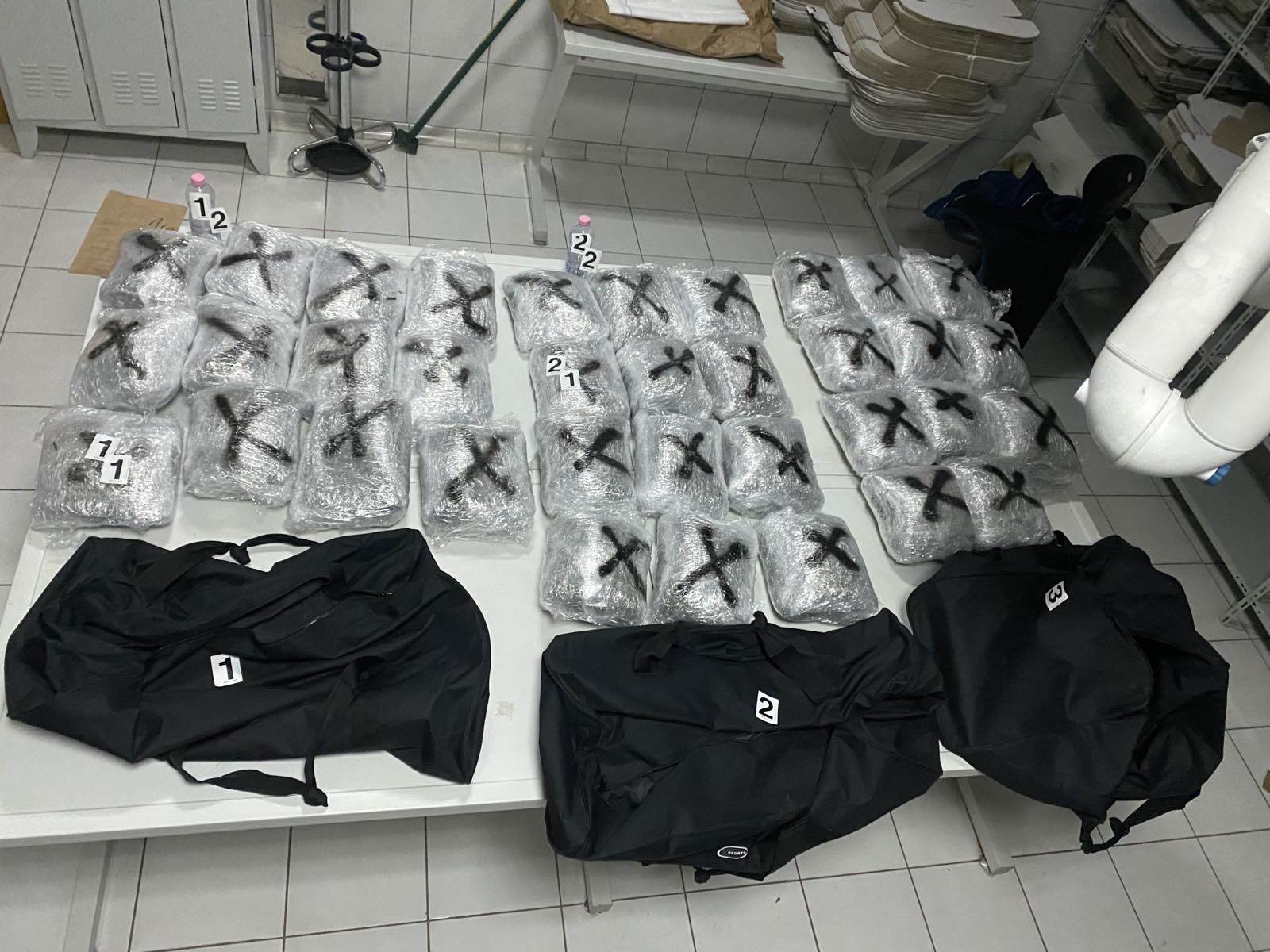  PRONAĐENO 40 KILOGRAMA MARIHUANE: Uhapšena jedna osoba 