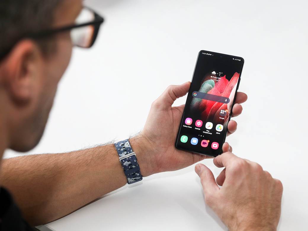  OMILJENA DRUŠTVENA MREŽA PRED SANKCIJAMA EU? 