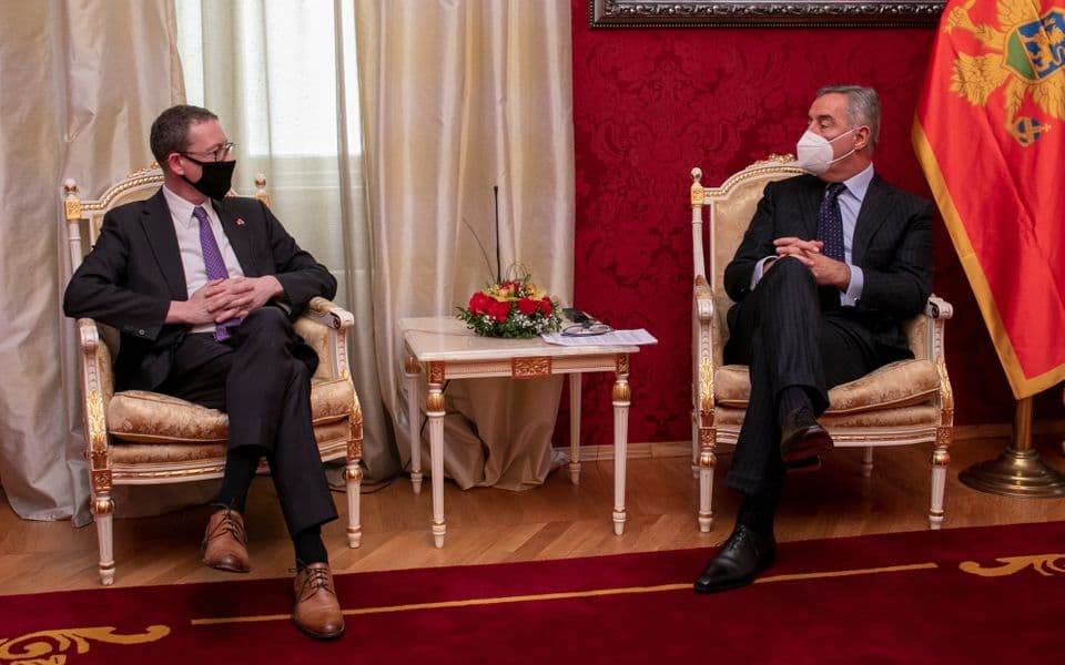  PREDSJEDNIK ĐUKANOVIĆ PRIMIO AKREDITIVE AMBASADORA 