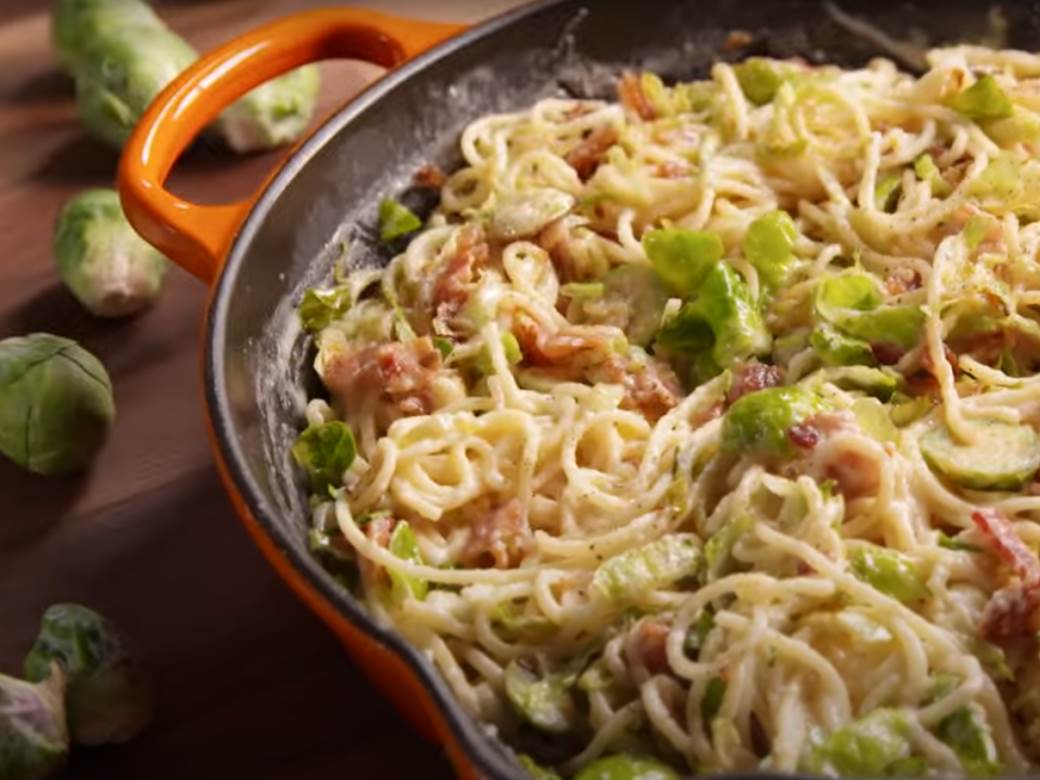  NAJUKUSNIJI NAČIN DA PODVALITE UKUĆANIMA PROKELJ: Mnogi ga ne vole a u ovom jelu je tajni sastojak - neće ga prepoznati! 