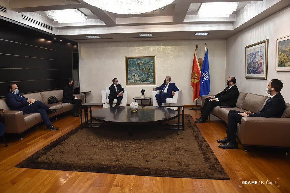  Premijer Krivokapić na sastanku sa ambasadorom Francuske: Jedan od glavnih ciljeva Vlade je borba pr 