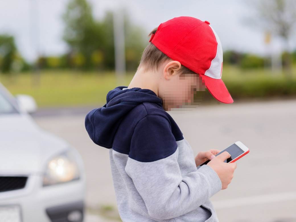  INTERPOL UPOZORAVA - NA "TIK TOKU" ZAKAZANO MASOVNO SAMOUBISTVO? Policija upozorila - "pazite na svoju decu" 