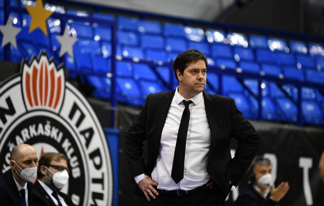  partizan izgubio i u utakmici protiv Cibone 