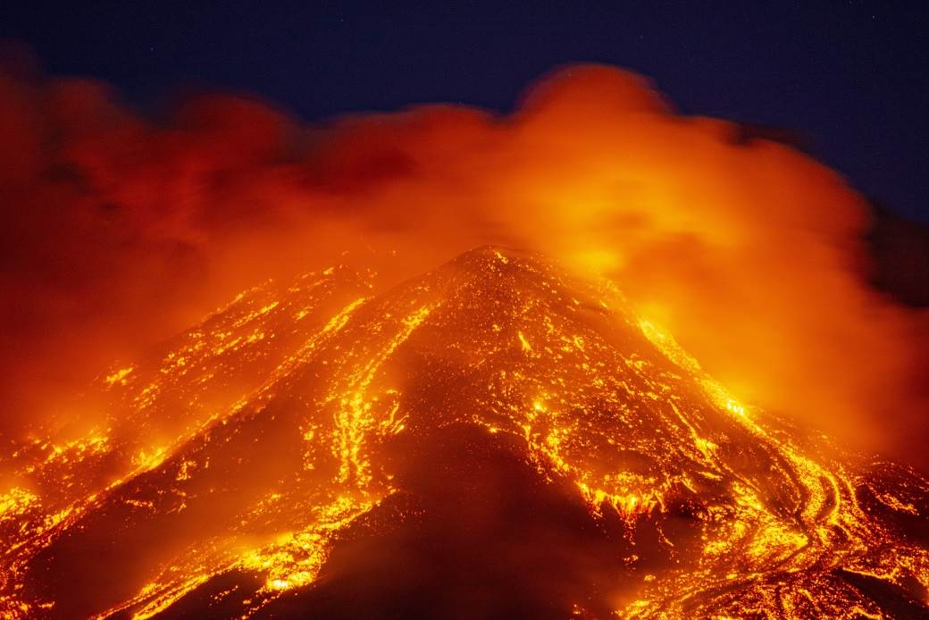  vulkan etna sicilija eksplozija 