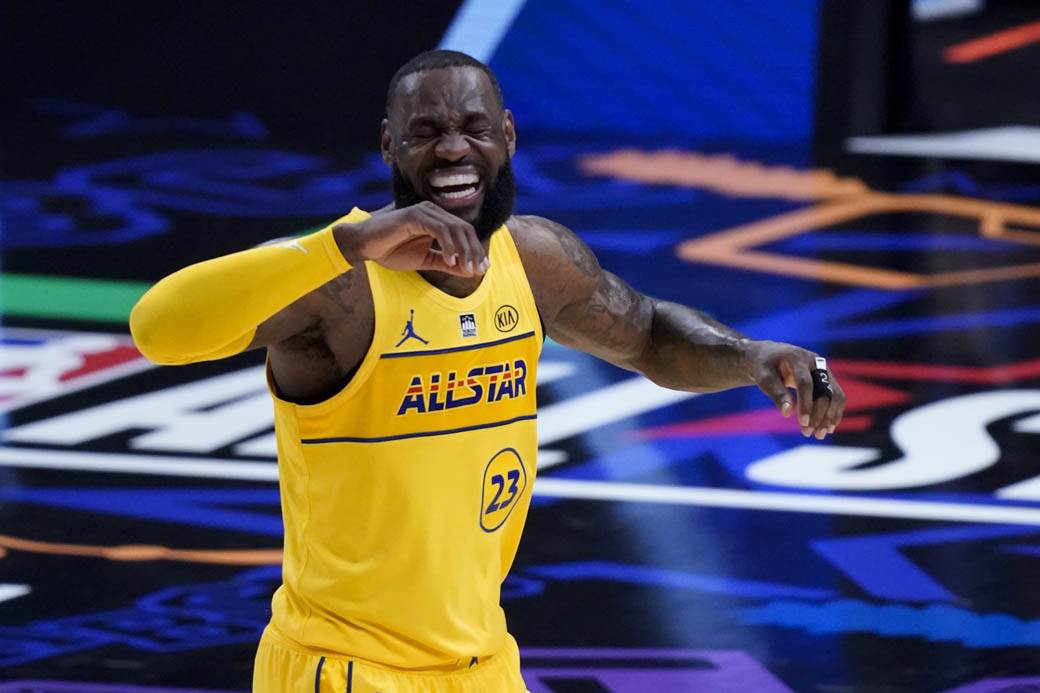   LEBRON KUPUJE NBA EKIPU Želi da nadmaši Džordana u svemu pa i kao vlasnik nba 