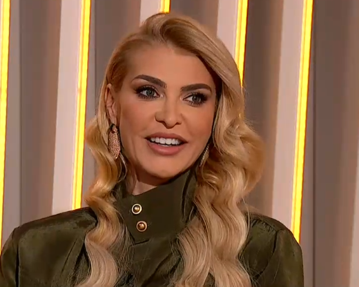  snezana borjan kosi travu instagram 