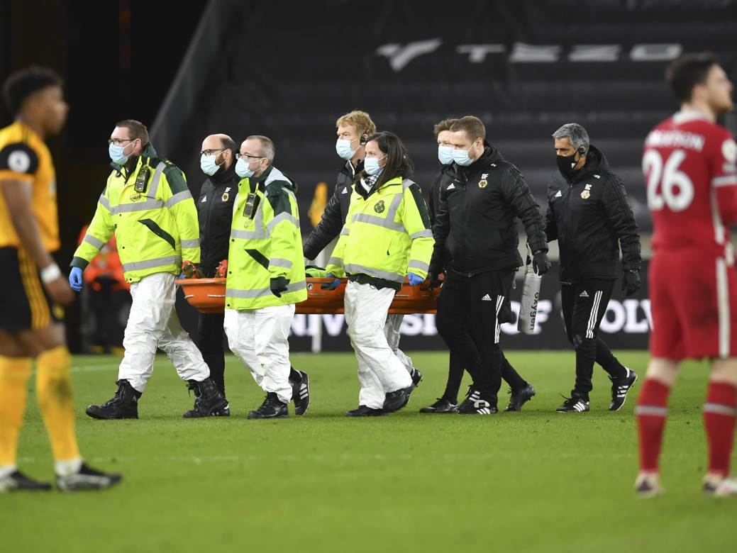  golman iznjet sa terena 