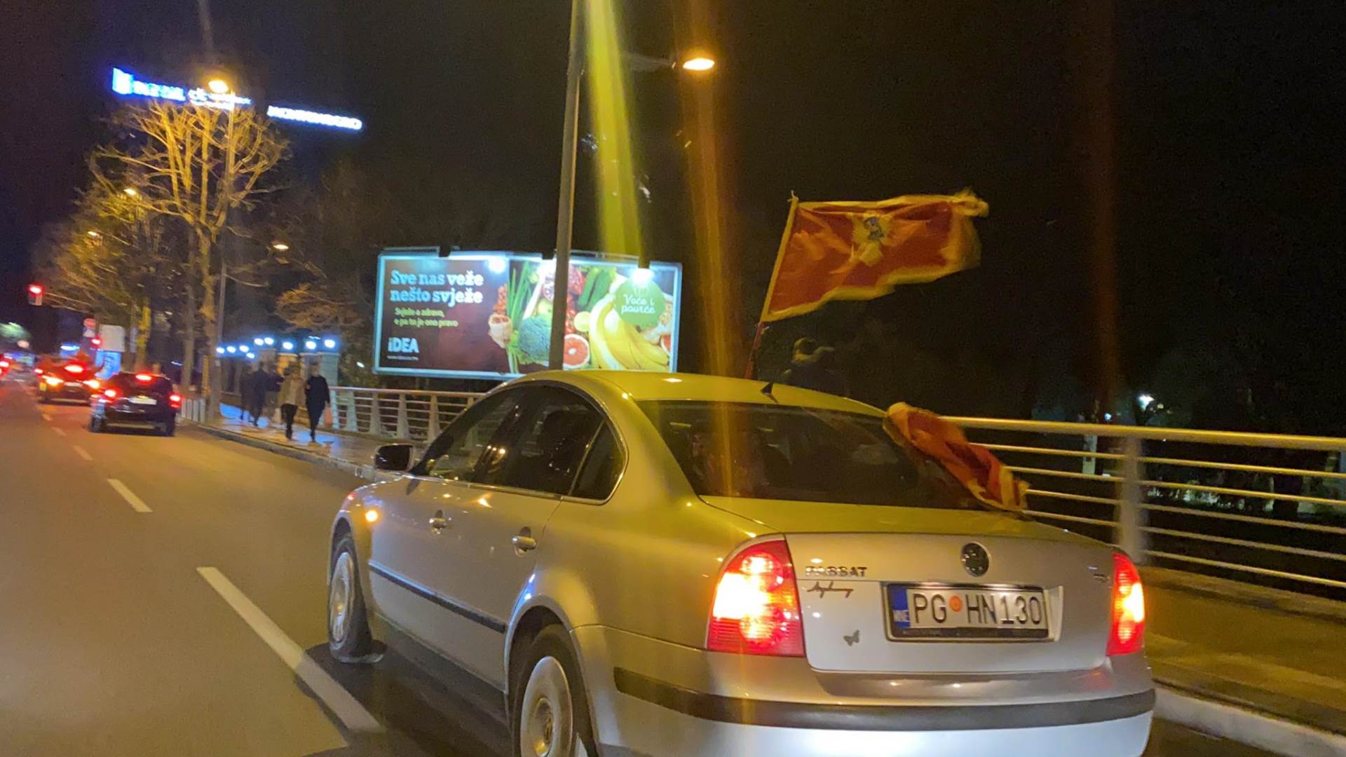  podgorica protest auto kolona obiljezja crna gora 