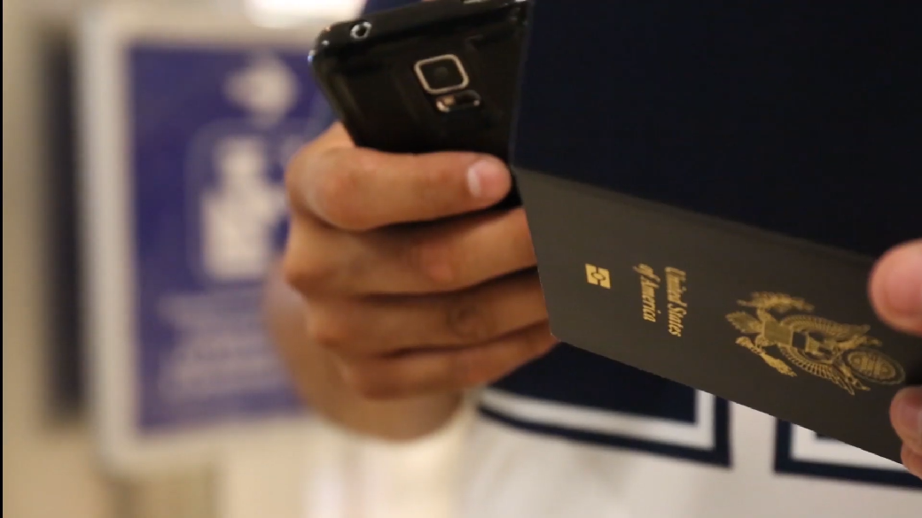  TELEFON I 3 KORAKA DA BISTE PREŠLI GRANICU Tehnologija iza kriptovaluta omogući će nam da putujemo 