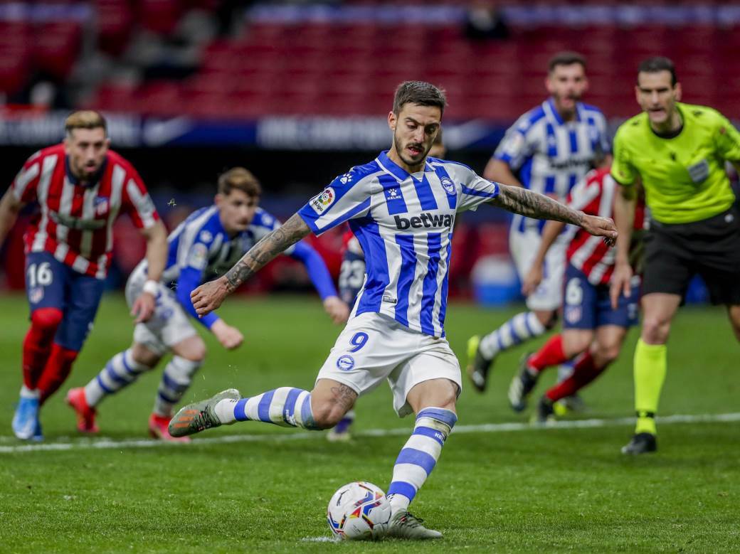  Slovenac odbranio i ostavio nadu Atletiku, Suarez pogodio 500. put 