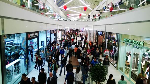  Bitniji nam mobilni od zamrzivača! 