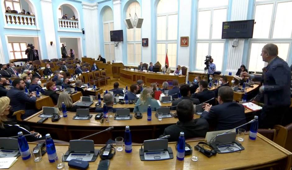  popovic udaljen sa sjednice 