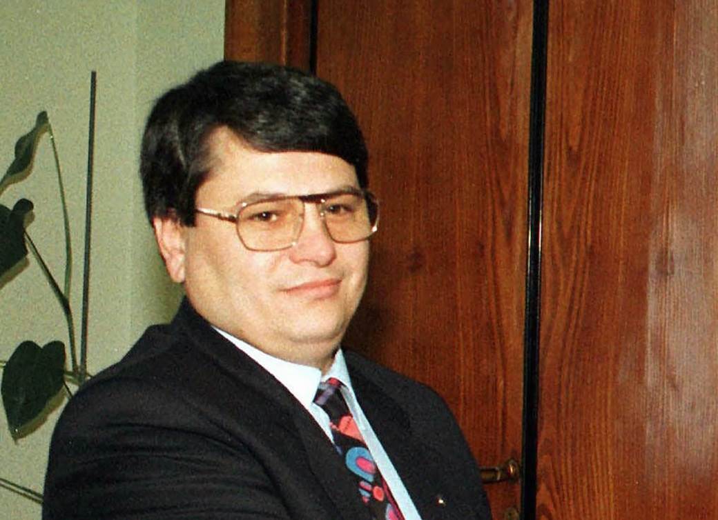  Baškim Fino Albanija premionuo od korone 