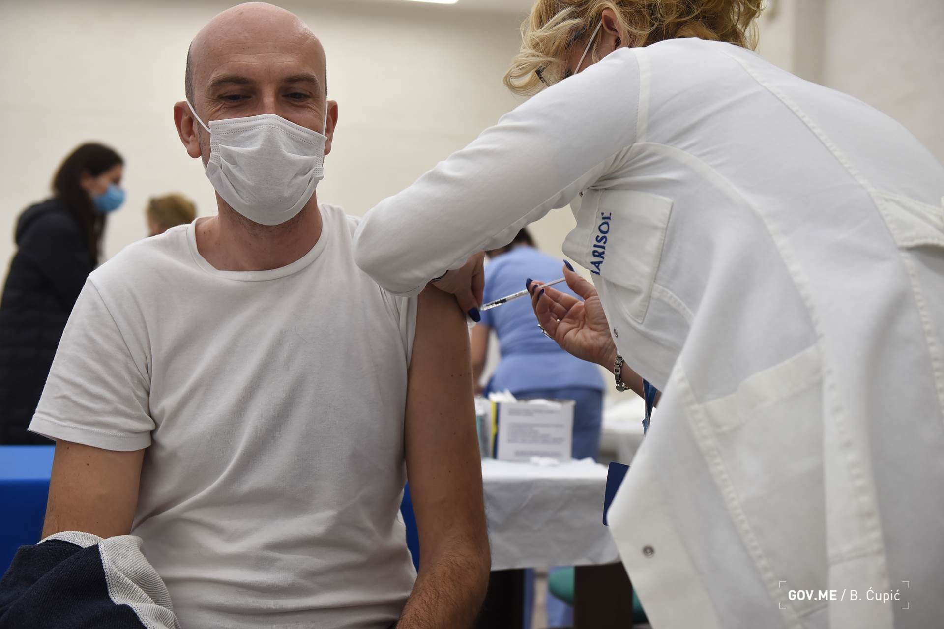  17 odsto odraslih primilo vakcinu crna gora 