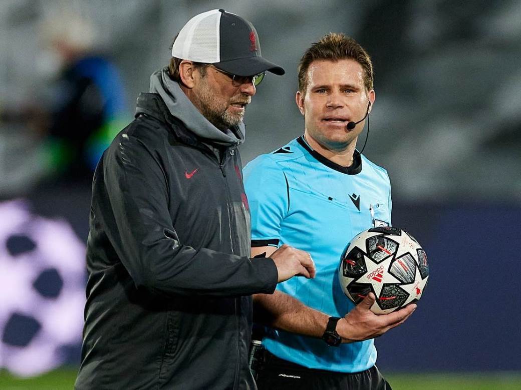  SRAMOTA! POKRAO SRBIJU NA MUNDIJALU, A SAD JE I KLOP BESAN: Ne znam šta je sudija radio večeras, to NIJE PRAVEDNO! 