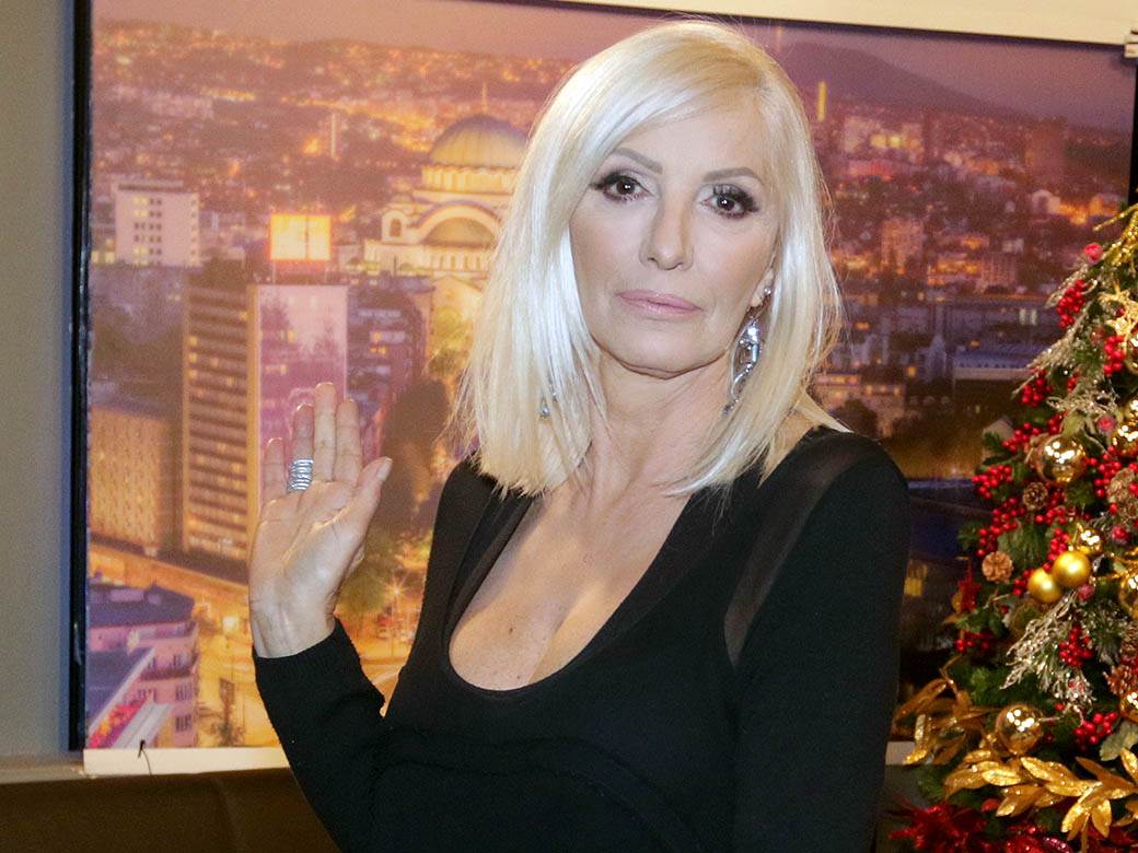  Pevačica Dragica Radosavljević Cakana ispričala je najgoru situaciju koja joj se desila u karijeri 