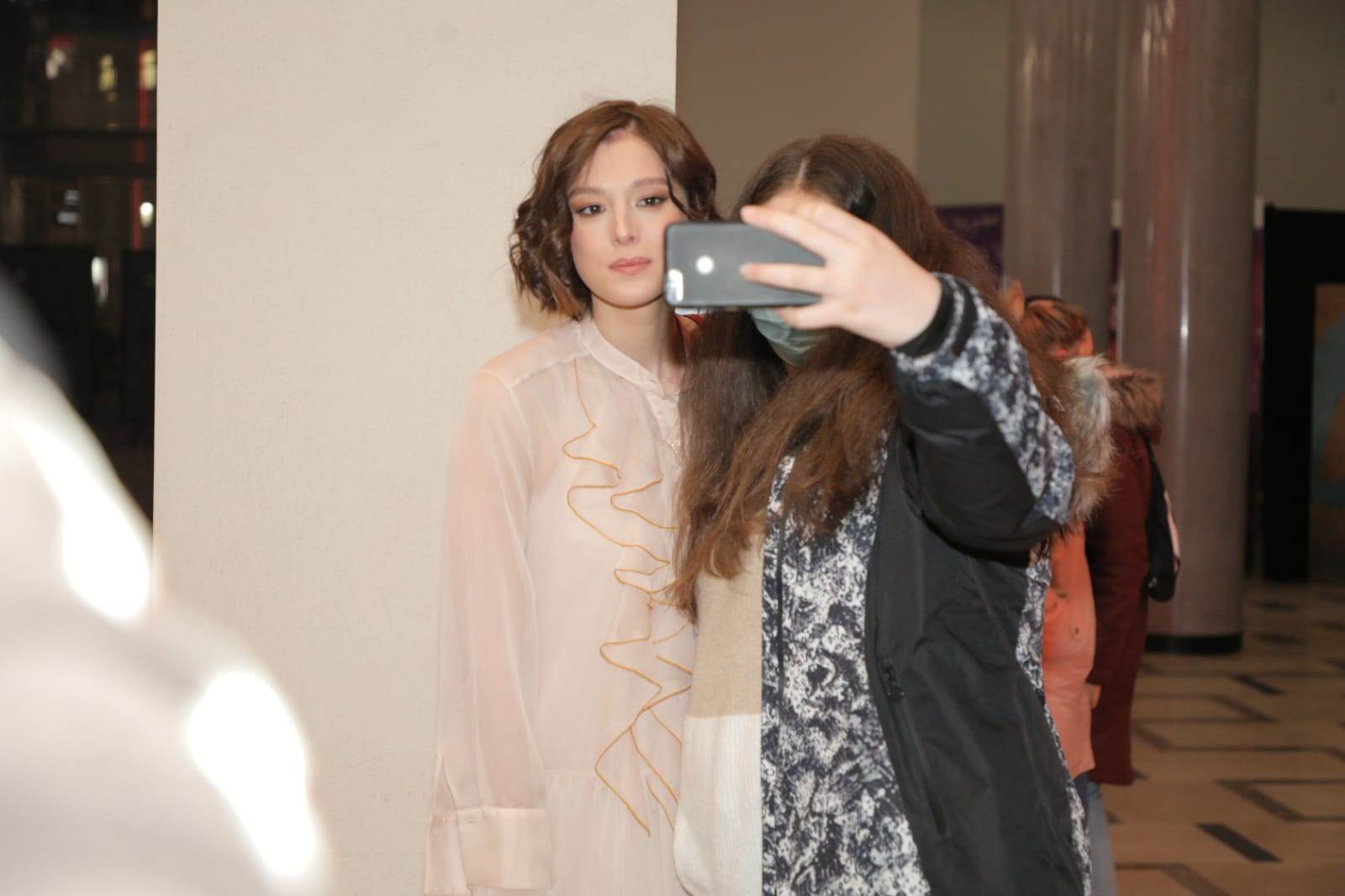  milena radulovic momak  