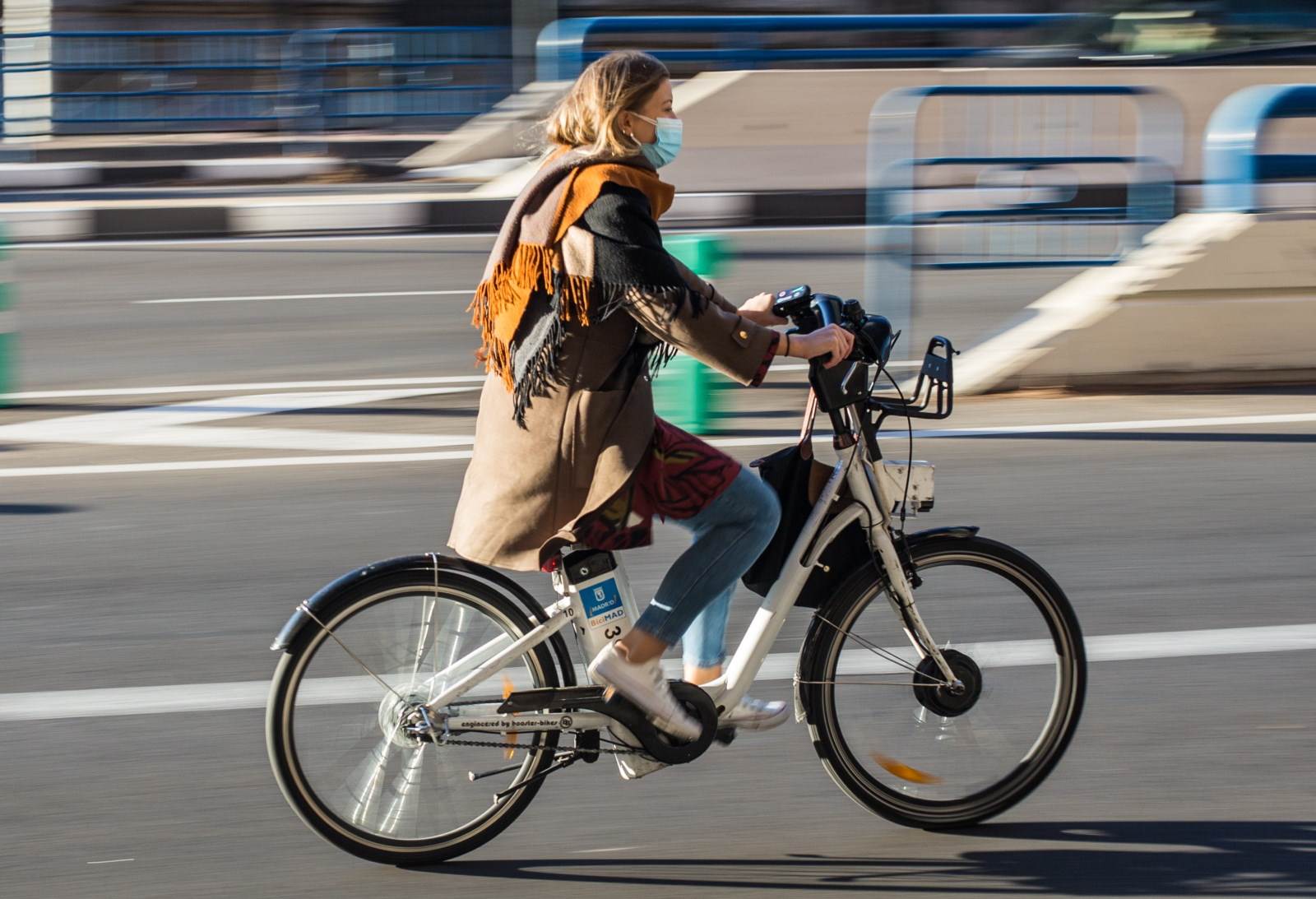  elektricni-bicikl-zamena-zdraviji-prevoz-francuska-inicijativa-zamene-2500-evra-za-stari-automobil 