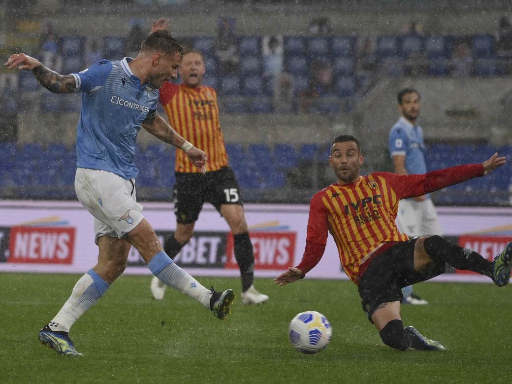  SPEKTAKL U RIMU! Osam golova, tri penala, dva autogola, VAR, SMS, lacio benevento 