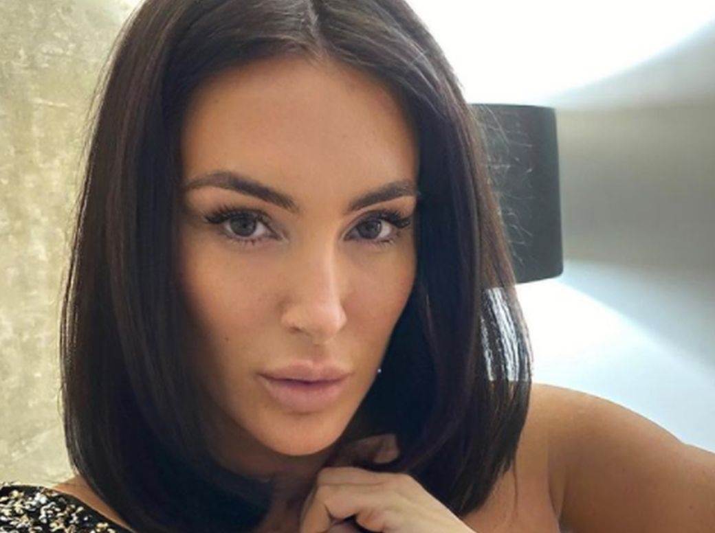  senidah nova frizura fotografije 